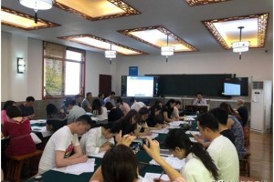 德阳市书协规范字书写训练活动走进德阳外国语校园小学部